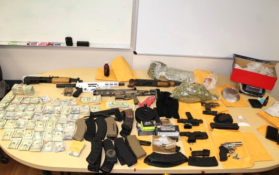 Fort Pierce Police SCU Detectives arrest 21 year-old man on weapon and drug&nbsp;charges